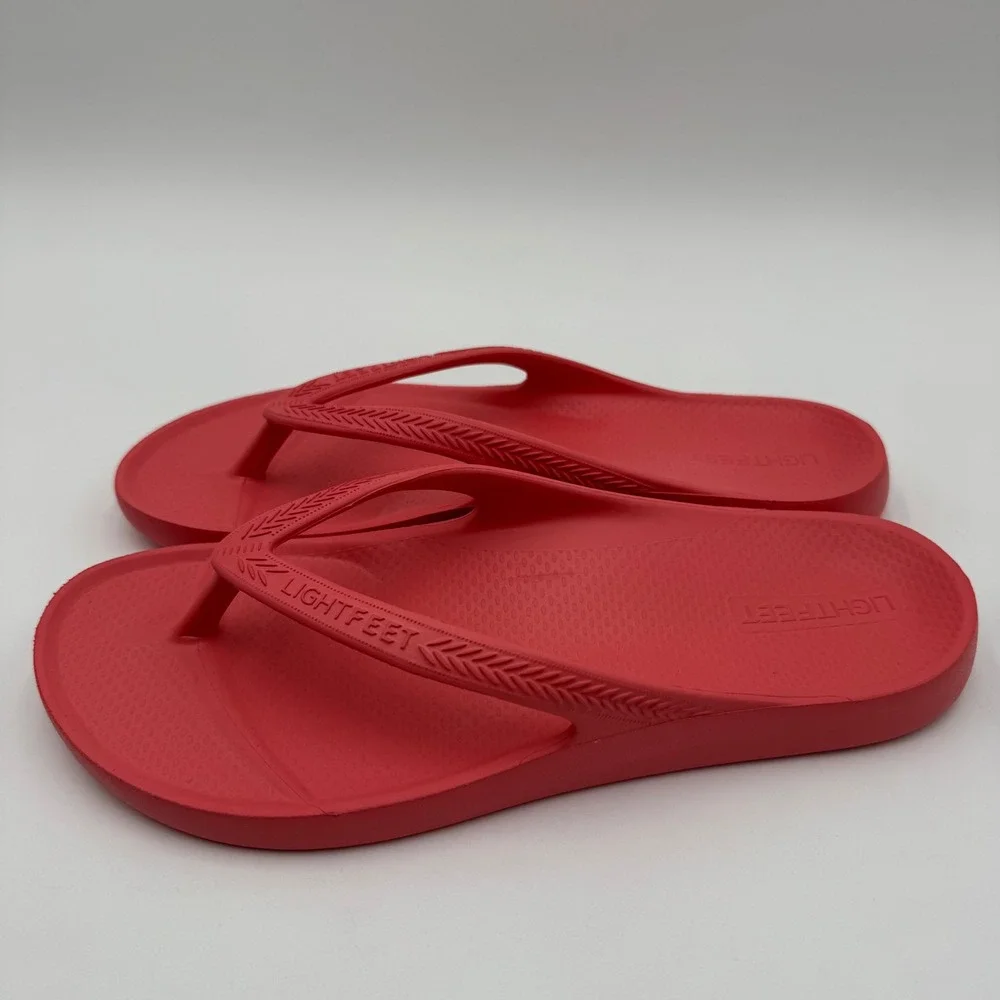 Lightfeet Arch Support Flip Flops Sandals Women 9 / Men 8 Coral Beach Vacation
